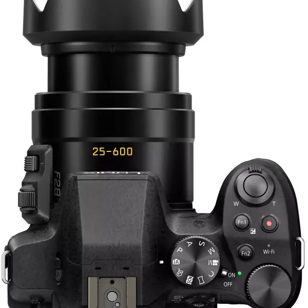 Panasonic Lumix FZ300 – Bridge Camera 4K זום ×24